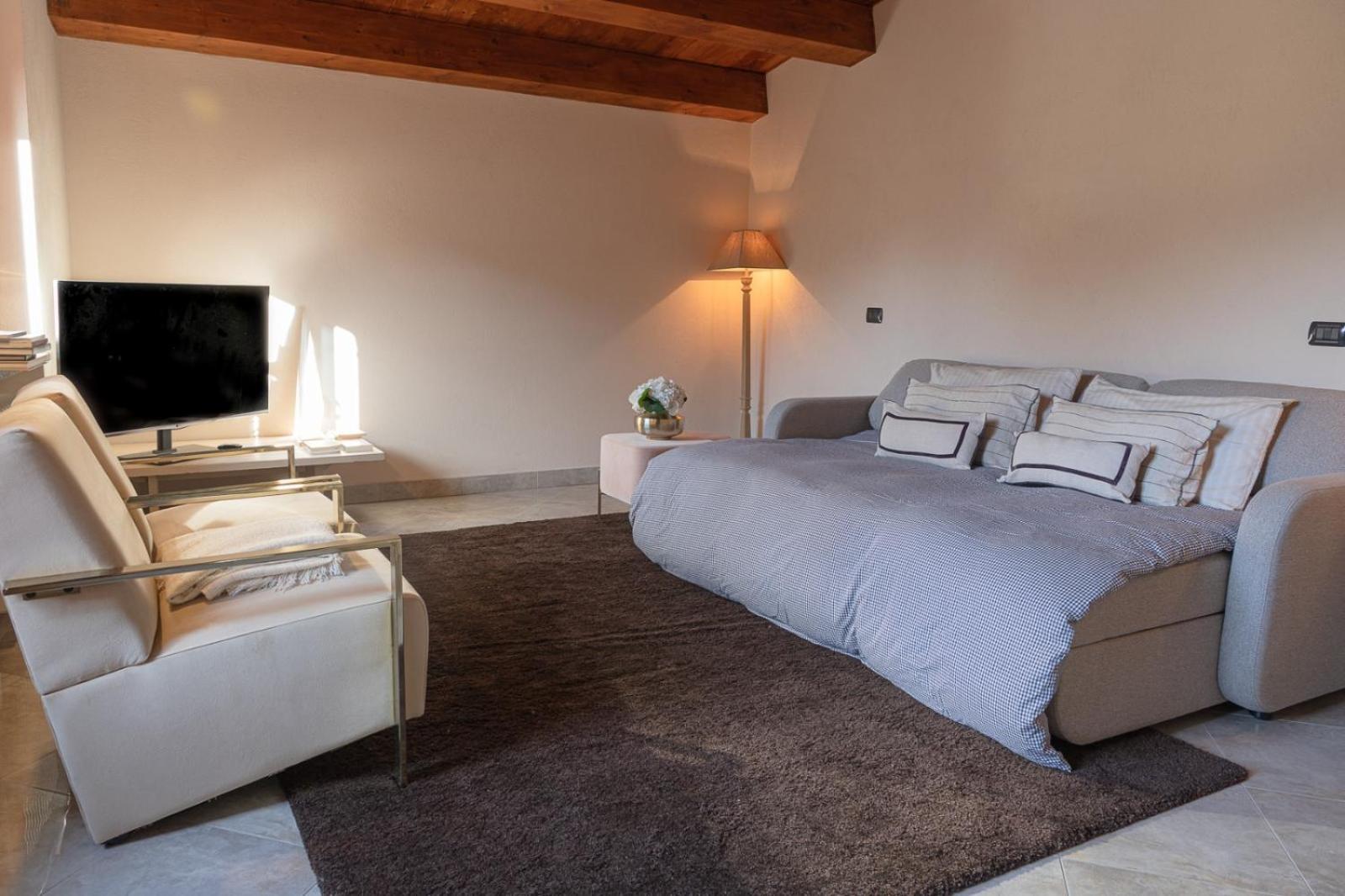 Apartment Frabosa White Week Elegant 4beds 10 Min To Station