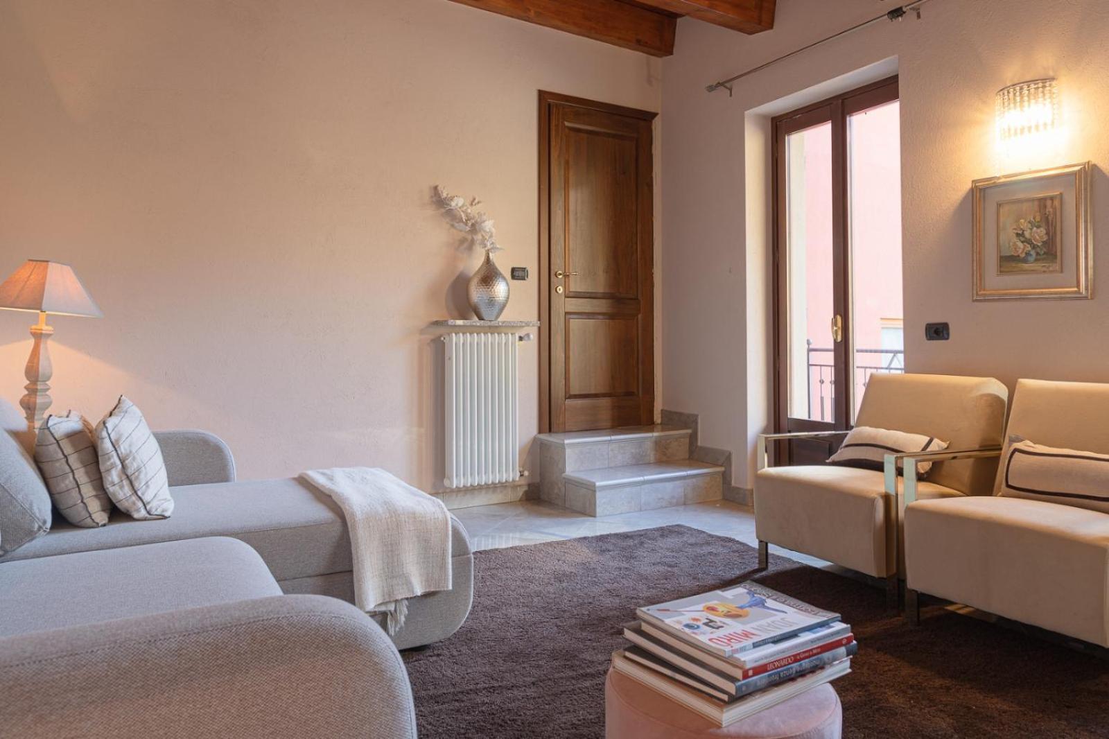 Apartment Frabosa White Week Elegant 4beds 10 Min To Station